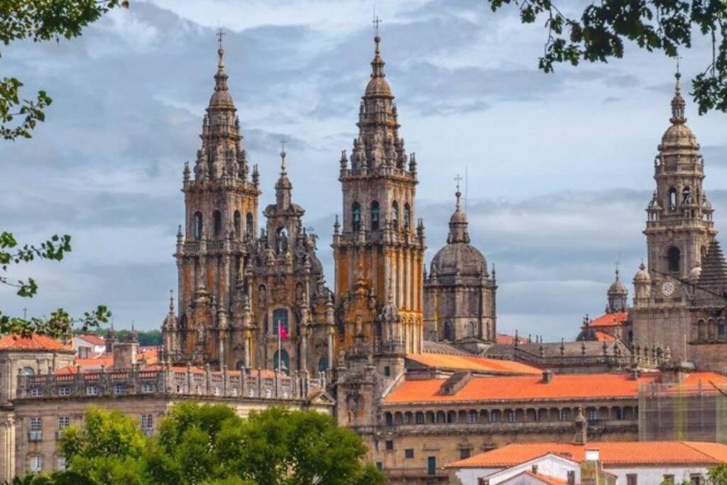Ideal En Santiago * Saint-Jacques-de-Compostelle